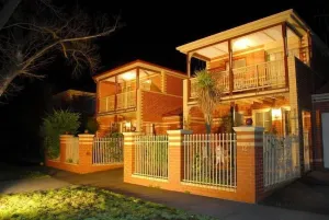 Image of DeBeers Townhouses Bendigo