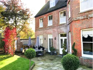 Image of Substantial 6 bed House in Christchurch Dorset