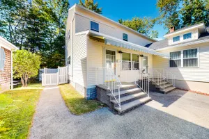 Image of Charming home with unbeatable downtown location, AC, and private washer\/dryer