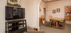 Image of Spacious R&R University Retreat