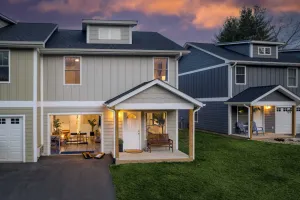 Image of Silver Maple by Avantstay Modern & Stylish Haven