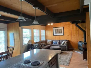 Image of Spacious 3 BR Condo - Family and Pet Friendly