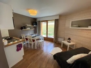 Image of Appartement 6 pers avec balcon sud/est, proche télécabine du Linga, Châtel - FR-1-198-140