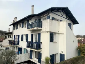 Image of Charmant T1 bis avec terrasse et parking, à 1km des thermes, idéal pour 2 pers, Wi-Fi, Cambo-les-Bains - FR-1-495-90