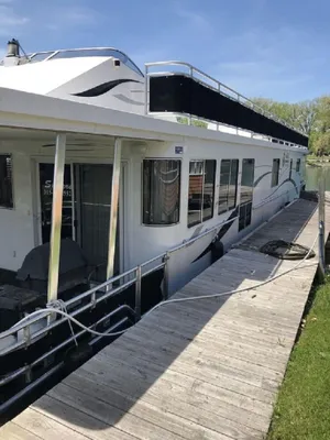 Image of Houseboat at the Mouth of Seneca Lake!