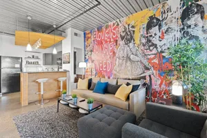 Image of Graffiti Art Haus - Walk to Central Bank Arena