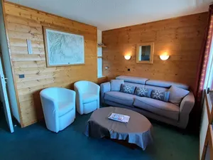 Image of Duplex apartment sleeps 7, slopes, shops, parking, balcony