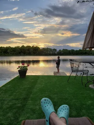 Image of Serene Lake\/Fishing Retreat w\/outdoor hot tub and indoor Jaccuzzi