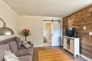 Image of Welcome to Everett Darling Couples Getaway