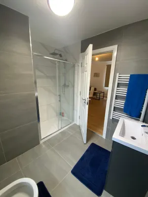Image of Studio apartment in Ealing F5