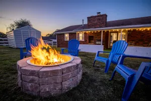 Image of NEW*Villa*FirePit+ BBQ+ MassageChair+NewRiverGorge