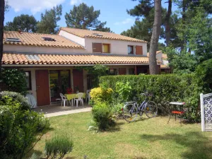 Image of House 50 m2, terrace, enclosed garden, pine forest, private parking, shared swimming pool