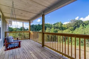 Image of NEW Cabin w VIEWS! HOT TUB +Firepit +Near LAKE!