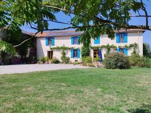 Image of Former farm, very quiet location, lots of space