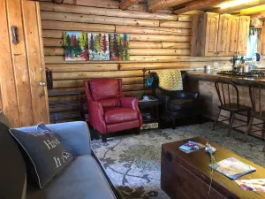 Image of Chalet in forest sleeps 6