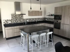 Image of House the air of the wind