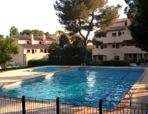 Image of large studio on the ground floor with terrace & swimming pool 500 m from the sea