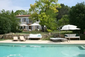 Image of Silence, space, large swimming pool, countryside, near Valbonne.