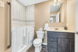 Image of 6 Bedrooms + Hot Tub  + Game Room + Movie Theater