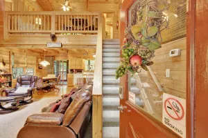 Image of Charming 3BR+Open Loft Cabin W/Hot Tub In Pine Mt/Warm Spgs Near Callaway & FDR