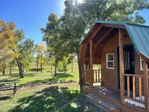Image of Blackhills Cabin with 2 Twin Beds in Sturgis, SD. Blocks to Downtown, Close to Deadwood, Spearfish and Mt. Rushmore
