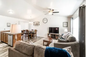 Image of CLEAN 3 BR 2 Bath- QUIET neighborhood