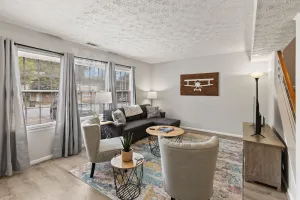 Image of King bed 3 bedroom Townhouse close to Toomers!