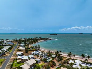 Image of Beachfront Holiday House