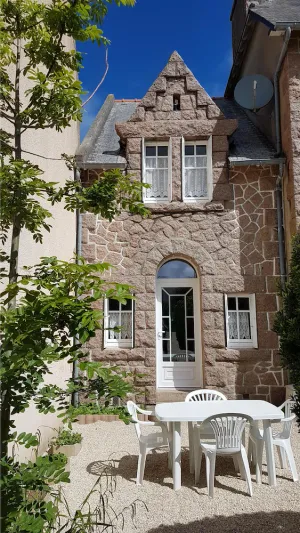 Image of rental chalet in a property