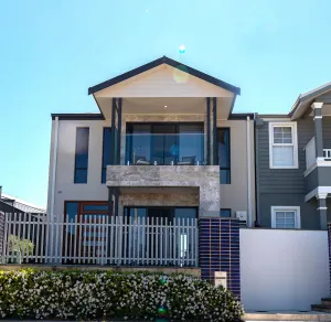 Image of Large home sleeps 6 with heated outdoor swimspa