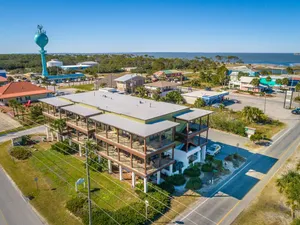 Image of 3 BR 2 Bath Condo located in the town center - walk to shops and restaurants!