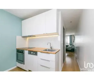 Image of Turquoise Rental