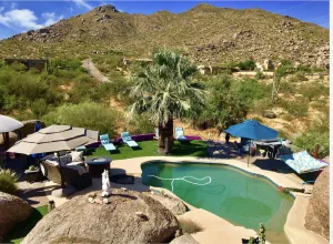 Image of ❤️ VIEWS-pool- Jacuzzi - boulders - private walk to town. Unique