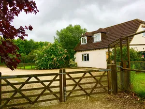 Image of Pond  House  Cottage