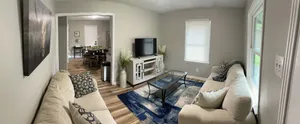 Image of Near Shows,Food,Casino, Racing Sleeps 🛌 6, family\/ pet friendly, 2 miles to post