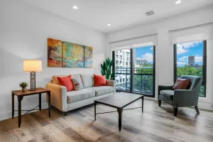 Image of Flamboyant 1BR Near EWR w\/ Gym