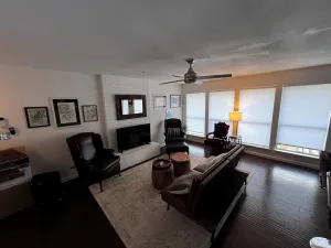 Image of Cozy 3-Bdrm  Escape w\/ Yard - Budget-Friendly