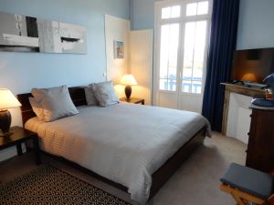 Image of CAPRICES DE PLAGE Room with double bed, whirlpool bath, nice balcony, view 300 m from the beach