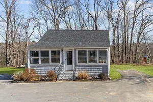 Image of Cozy Cape in Smithfield