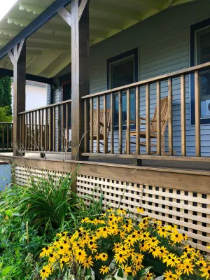 Image of Middlebury Gem open concept and 5 minutes from town