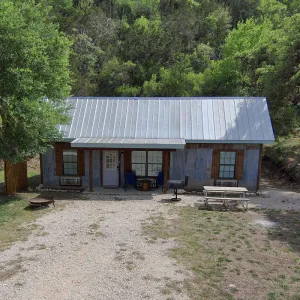 Image of Hunter's Ridge Cabins - 4