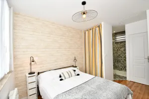 Image of Renovated, cosy, right in the center of Royan. Market, beaches