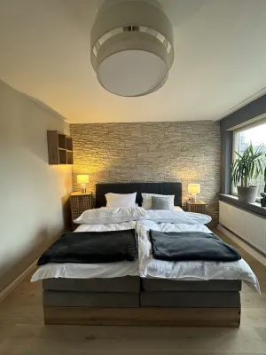 Image of Large townhouse with cigar room and garden