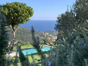 Image of A PAROCHJA CAP CORSE