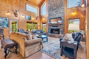 Image of Private Lodge on 4000 Acres!