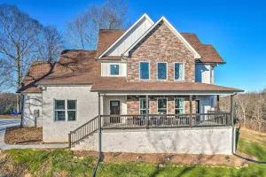 Image of Nashville Getaway!  Just 20 min from Nashville! Amazing views! Peaceful setting!