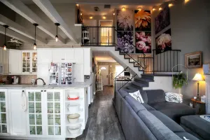 Image of Bright & Cozy Cottage- Serene Artist’s Home