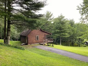 Image of Mountain Song Log Cabin \/Starlink Wifi, Trout Stream🐟, Near I-77 & BR Parkway🌄