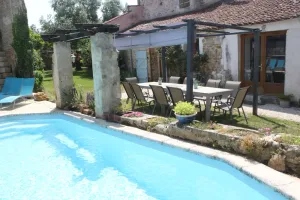 Image of 5 bedroom gite with private pool in village setting