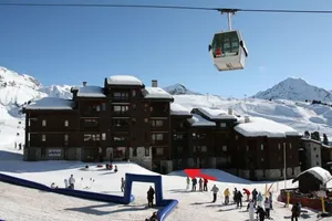 Image of Nice renovated apartment ** Terrace, skiing, parking, shops at 30m